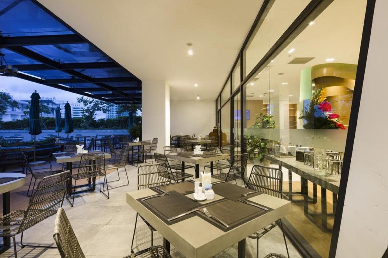Parama Apartments Balcony Beachfront Nha Trang Exterior photo